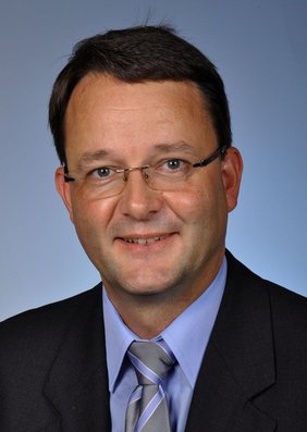 Passfoto Dr. Arndt Lautenschläger