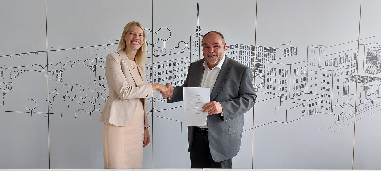 Proud to Care – Die Victor´s Group reicht Stipendien für das Pflegestudium an der Ernst-Abbe-Hochschule Jena aus 