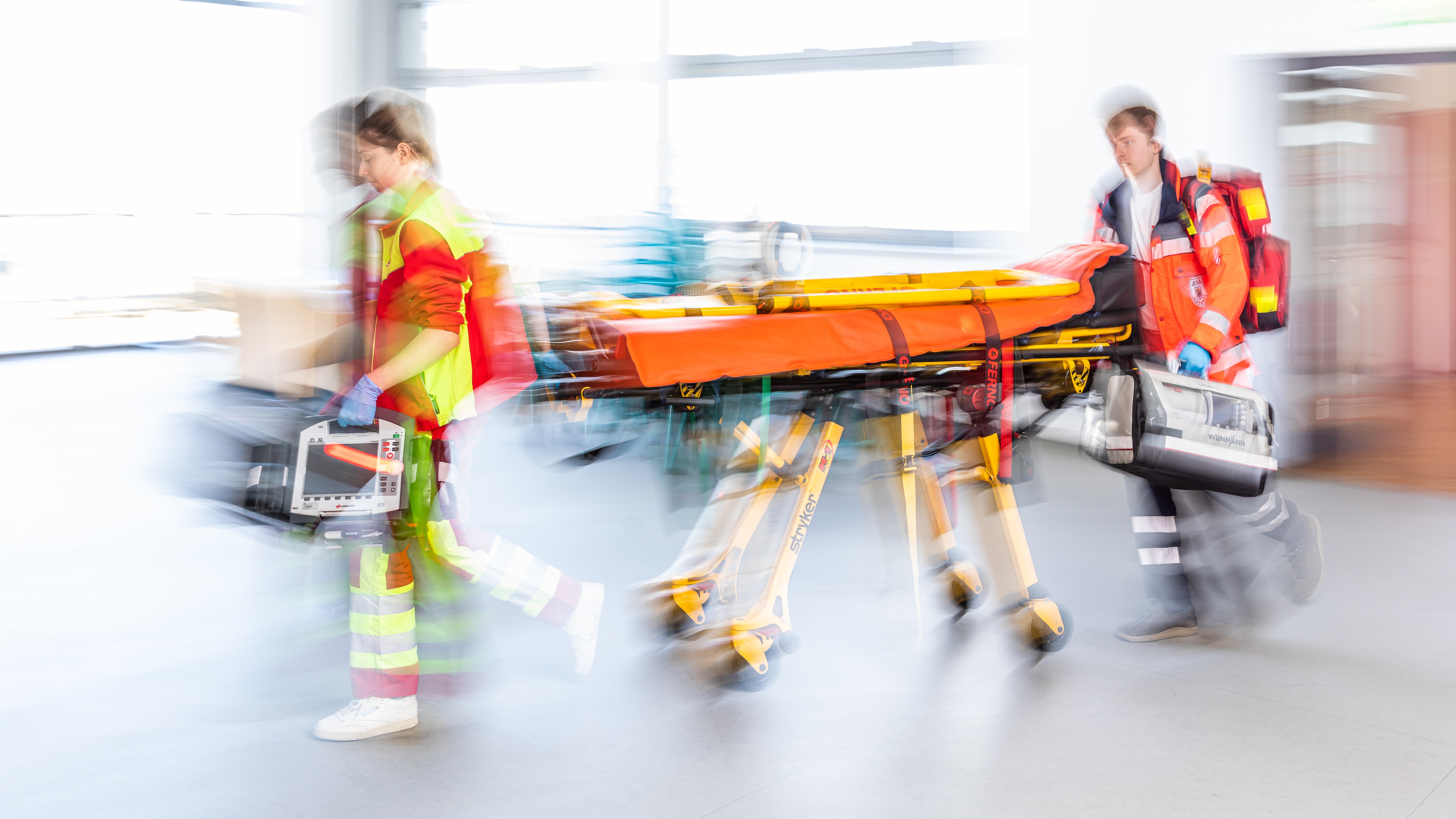 Bachelor Rescue and Emergency Care