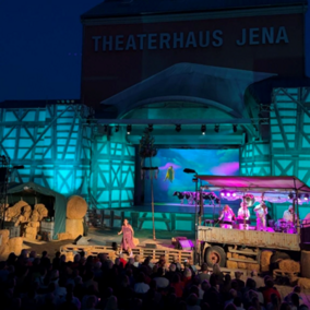Kulturarena Jena 2023 Nachtaufnahme