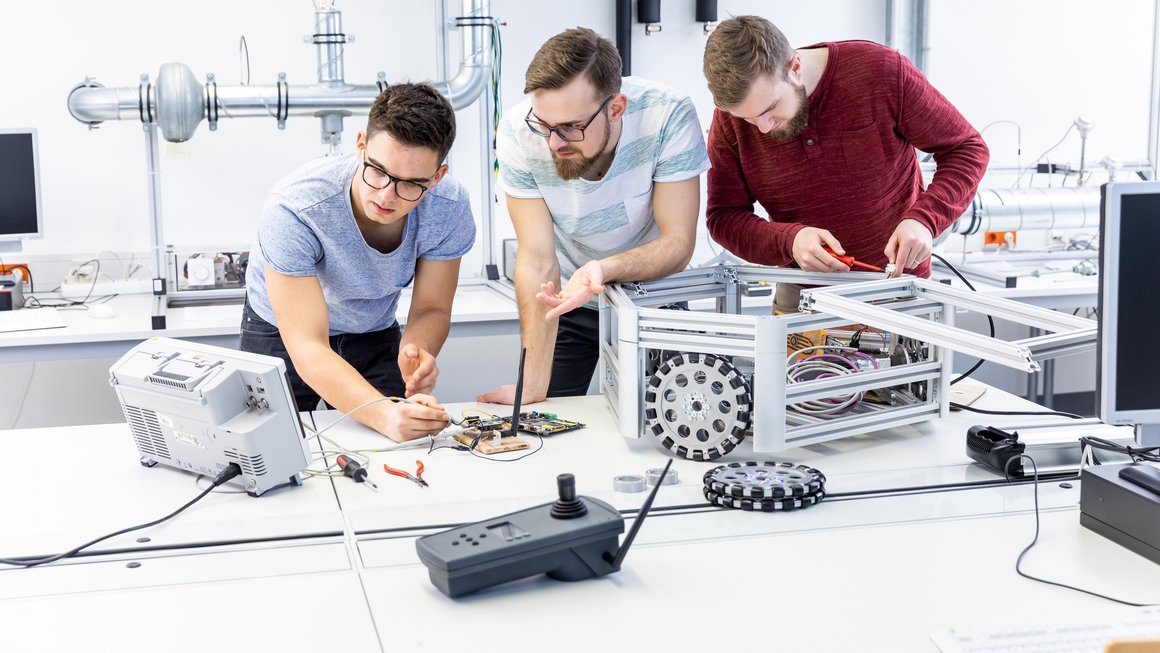 Bachelor Mechatronics