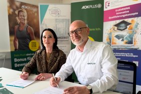 Prof. Dr. Heike Kraußlach (EAH Jena, Netzwerk Gesunde Arbeit in Thüringen) und Denis Narr (AOK PLUS)