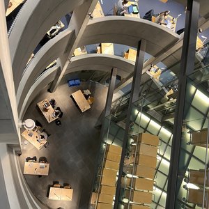 Innansicht der Thüringer Universitäts- und Landesbibliothek (ThULB)