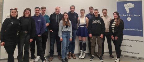Mitglieder des Stura: v.l.n.r. Pia Boller, Karola Sommer, Jan Zurawski, Sedrik Franz, Kevin Erler, Katharina Seiffarth, Pascal Pastoor, Saskia Wolter, Noah Richter, Toni Förster, Josia Domsch, Lena Petzold