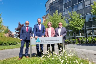 Minister Christian Tischner zu Antrittsbesuch an der Ernst-Abbe-Hochschule Jena
