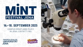 MINT-Festival 2025 in Jena - Junge blickt durch ein Mikroskop.
