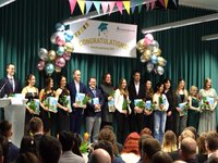 Absolventinnen und Absolventen der Ernst-Abbe-Hochschule Jena verabschiedet