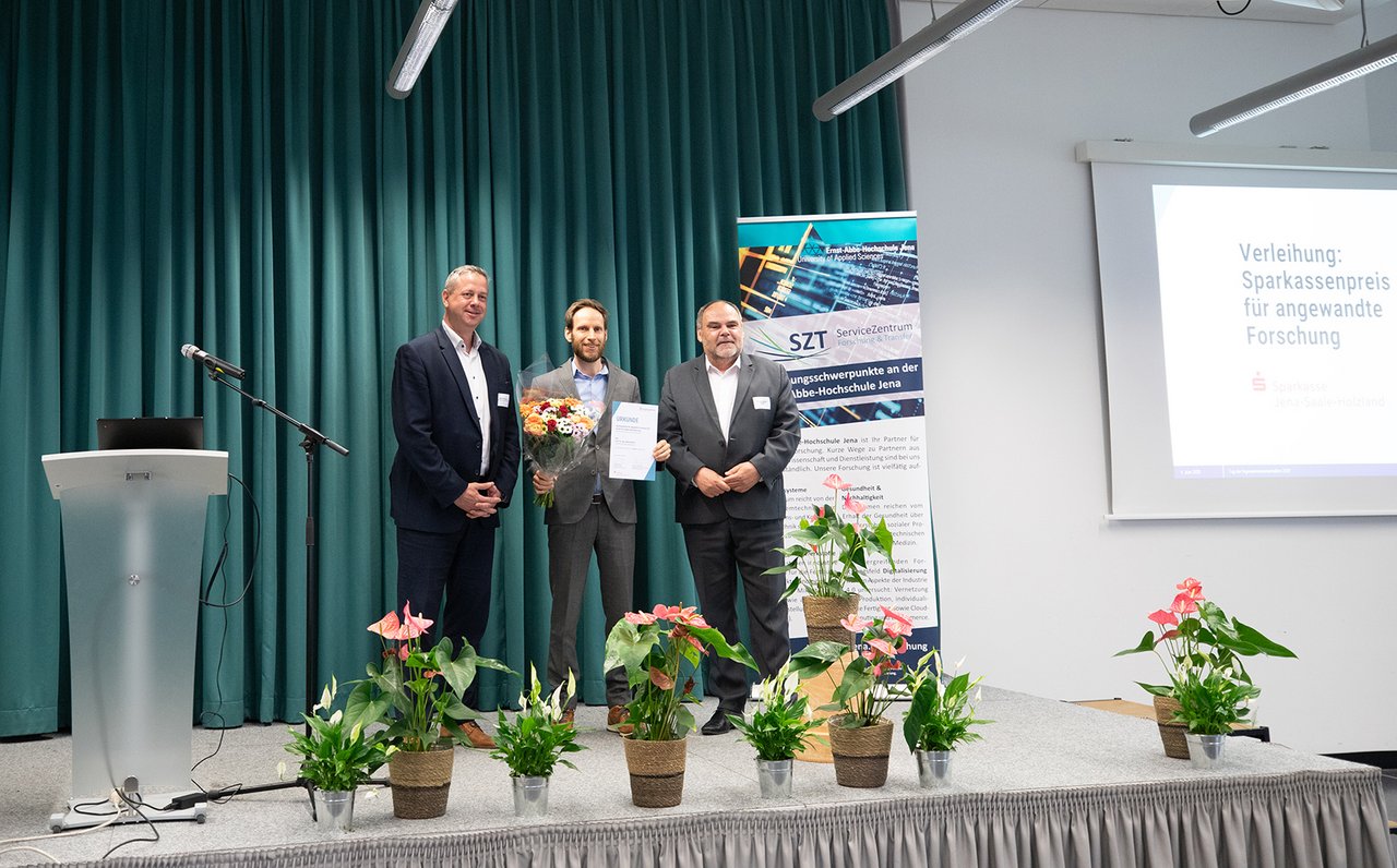 Verleihung Sparkassenpreis für angewandte Forschung 2025 an Prof. Rönsch Verleihung Sparkassenpreis für angewandte Forschung 2025 an Prof. Rönsch