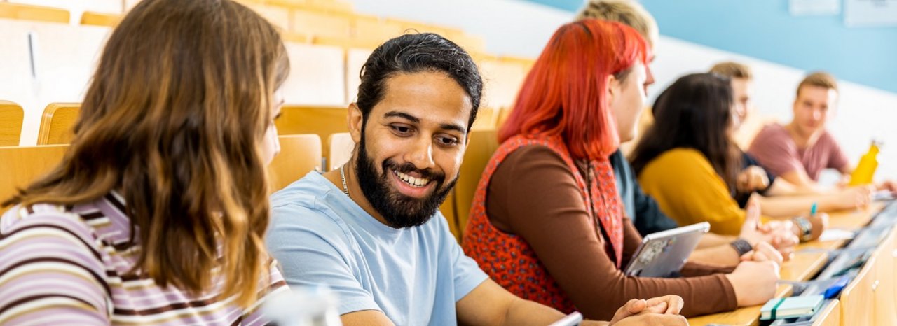 Studierende im Hörsaal