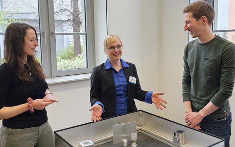 Projektstart BioLOC an der Ernst-Abbe-Hochschule Jena: Neues optisches System erlaubt Analyse der molekularen Dynamik von biologischen Strukturen Projektstart BioLOC an der Ernst-Abbe-Hochschule Jena: Neues optisches System erlaubt Analyse der molekularen Dynamik von biologischen Strukturen