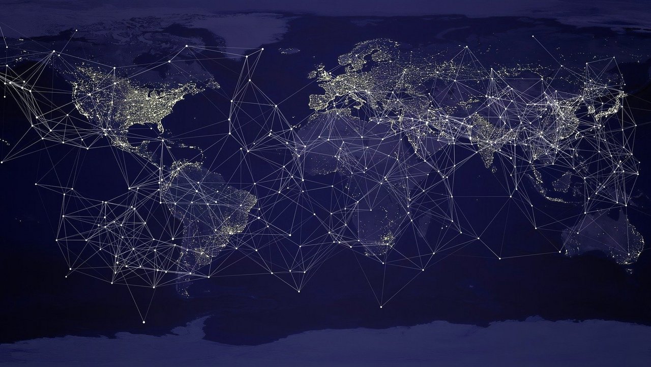 Weltkarte der Erde bei Nacht mit Lichter-Netzwerk