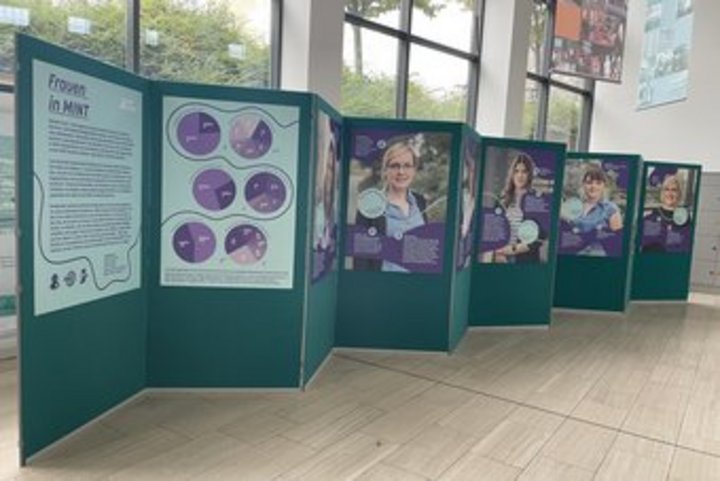 Ausstellung "Frauen in MINT"