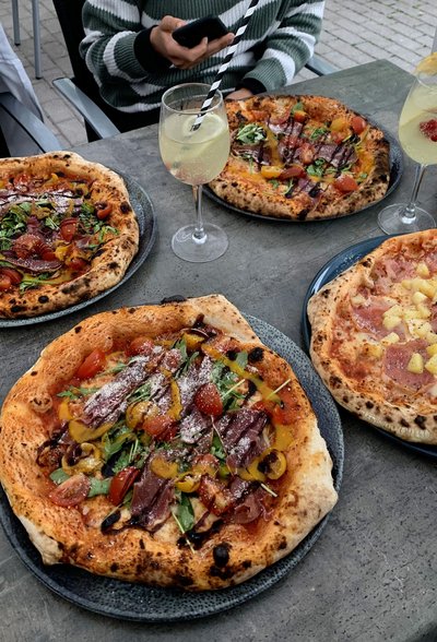Pizza & Cocktails bei Le Grazie in Erfurt
