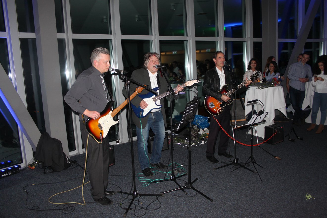 Die WI-Professorenband (links: Brehm, mittig: Mottl, rechts: Möller)