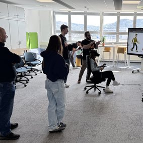Teilnehmer und Studierende beim Open Campus 2026 im Fachbereich Betriebswirtschaft der EAH Jena