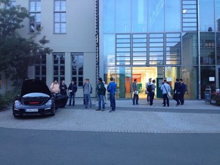 Für Fragen oder Anmerkungen wurde ein Porsche Boxster bereitgestellt Digitaler Prototyp – 3D-Toleranzsimulation Bild 4