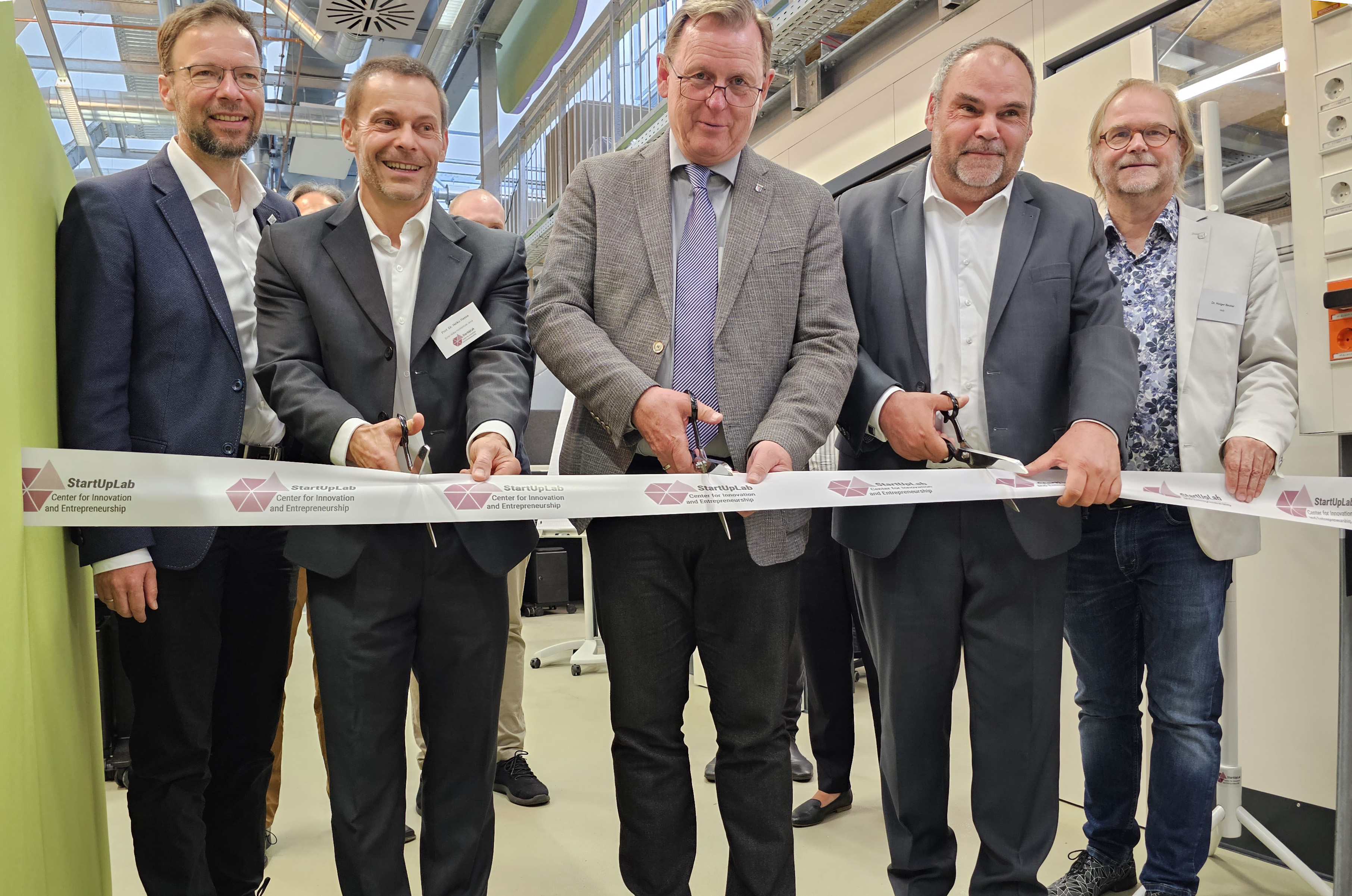 Raum für innovative Projekte – Ernst-Abbe-Hochschule Jena eröffnet feierlich das „StartUpLab“