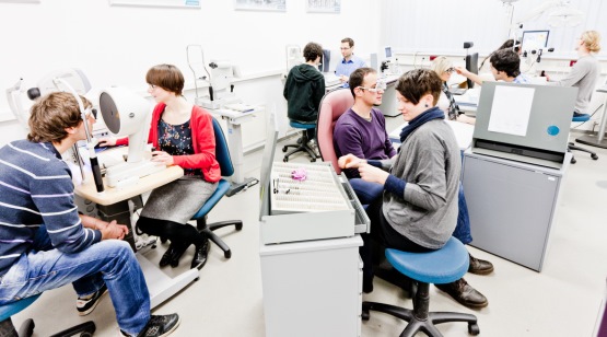 Optometrie studieren an der Ernst-Abbe-Hochschule Jena