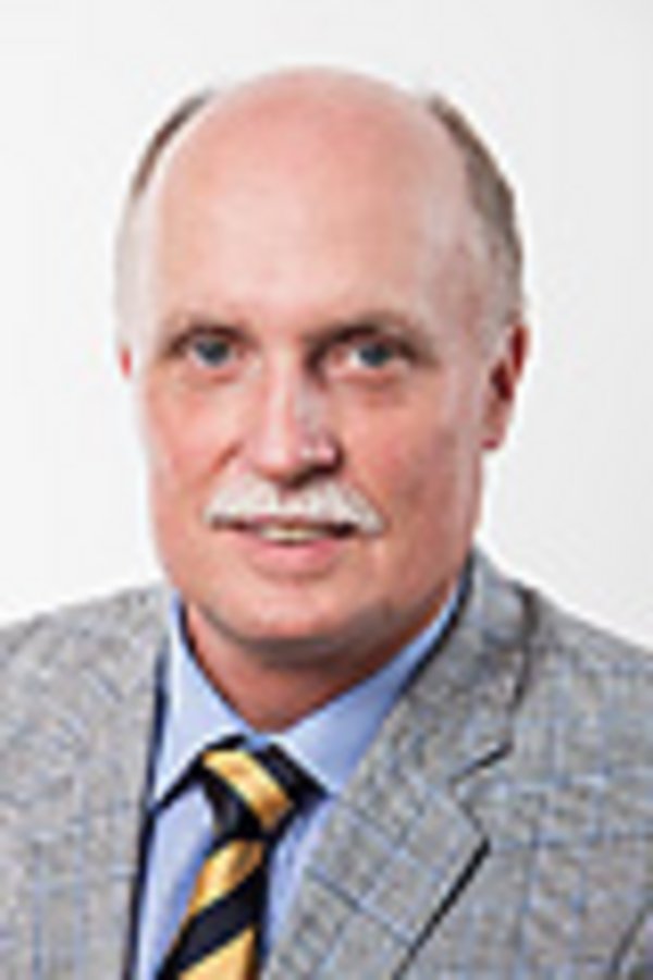 Jürgen R. Manns Jürgen R. Manns