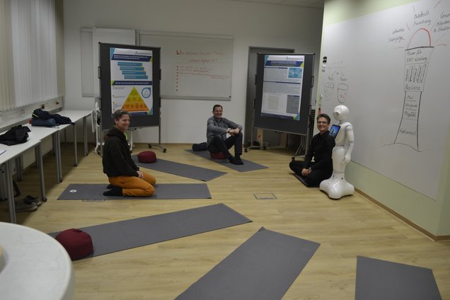 Yoga mit Roboter 